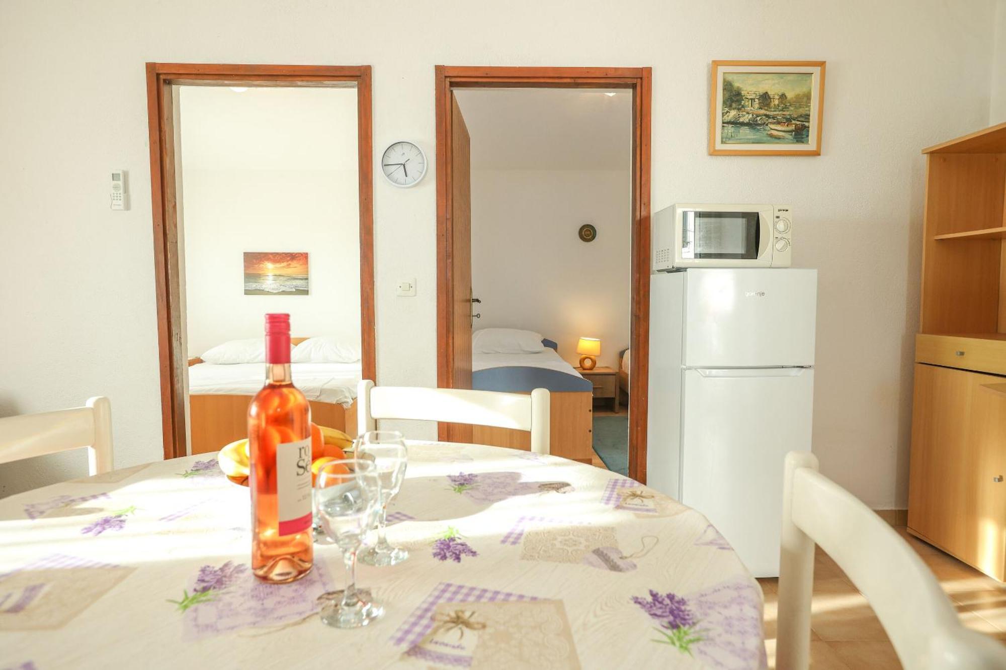Apartments Teo Privlaka  Bagian luar foto